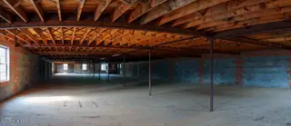 124 W Main Street, Aberdeen, NC 28315 – photo 23: 24 124 W Main Interior 2nd Floor