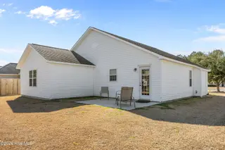 3008 W T Whitehead Drive, Jacksonville, NC 28546 – photo 5: 5-web-or-mls-3008 WT Whitehead Dr. 98