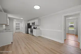 21 Edith Drive, Jacksonville, NC 28540 — 3-bedroom home in Plum Point Estates, Jacksonville, NC, photo 9 of 36: 9-web-or-mls-21 Edith Dr. - Jacksonville