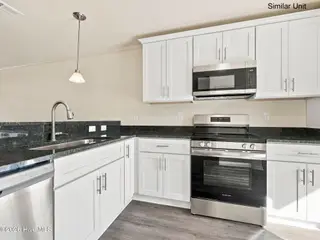 374 Boyington Place Road, Midway Park, NC 28544 — 2-bedroom townhome in Boyington Place, Midway Park, NC, photo 7 of 23: 22-web-or-mls-392-Boyington-Pl-Rd.-18_ed