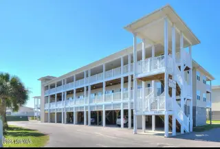 120 SE 58th Street 3207, Oak Island, NC 28465 – photo 2: IMG_3885