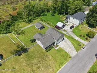907 Oak Drive, Morehead City, NC 28557 – photo 18: 18-web-or-mls-DJI_20260813131256_0085_D_