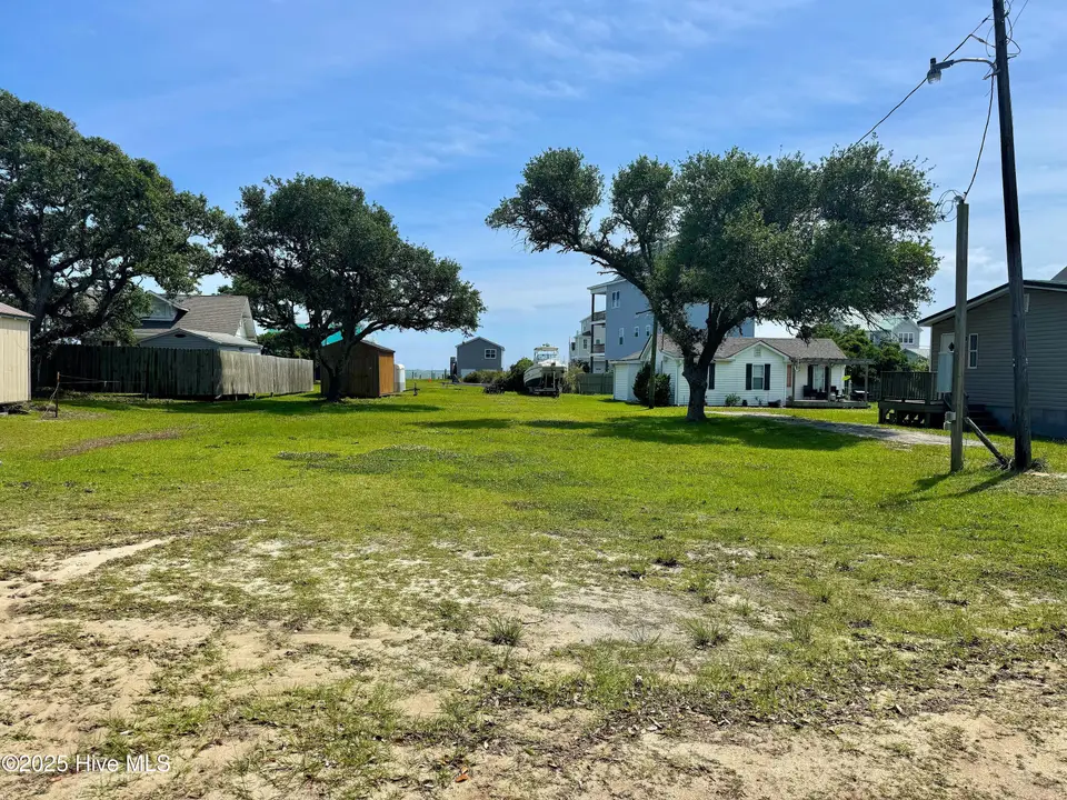 976 Island Road, Harkers Island, NC 28531 – photo 1 of 6: Front