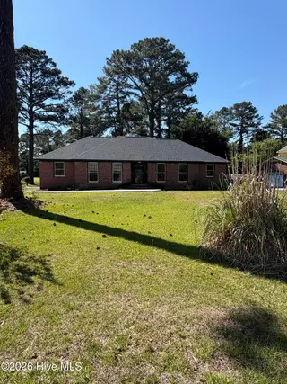 209 Shoreline Drive, New Bern, NC 28562 – photo 1: IMG_0443