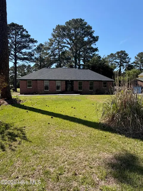209 Shoreline Drive, New Bern