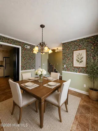 1861 Quail Ridge Road D, Greenville, NC 27858 – photo 8: Dining_a_staged