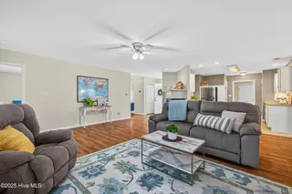 404 Jasmine N, Swansboro, NC 28584 — 3-bedroom condo in The Villages at Swansboro, Swansboro, NC, photo 10 of 36