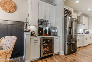620 Eastwood Park Road 20-C, Sunset Beach, NC 28468 — 4-bedroom townhome in Sea Trail Plantation, Sunset Beach, NC, photo 9 of 63: Dry bar