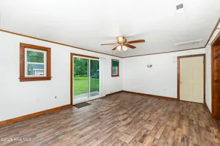 1815 W Main Ext, Elizabeth City, NC 27909 – photo 11: int-8