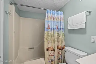 2305 W Fort Macon Road 101, Atlantic Beach, NC 28512 – photo 11: Full Bath 1