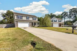 237 Bonanza Drive, Richlands, NC 28574 — 4-bedroom home in Cow Horn Village, Richlands, NC, photo 2 of 44