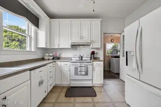 306 S James Street, Goldsboro, NC 27530 – photo 21: 30-web-or-mls-DSC04871