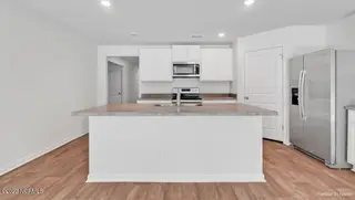 1237 Pampas Grass Drive Lot 467, Castle Hayne, NC 28429 – photo 18: white cabinets