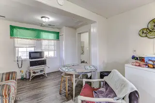 817 S 11th Street, Wilmington, NC 28401 — 3-bedroom home in Dawson-Castle Street, Wilmington, NC, photo 10 of 15: IMG_6558_59_60_61_62