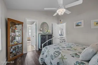 2307 Ocean Drive, Emerald Isle, NC 28594 – photo 11: 12-web-or-mls-1S3A3046
