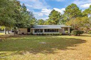228 Star Hill Drive, Cape Carteret, NC 28584 – photo 6: 228 Star Hill Drive