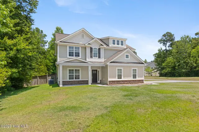 125 Navy Blue Drive, Jacksonville, NC 28540
