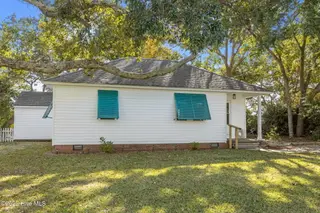 3413 Taylor Street, Morehead City, NC 28557 – photo 3: 2-web-or-mls-1S3A1466