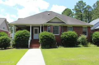 503 Taberna Circle, New Bern, NC 28562 – photo 1: Front of House