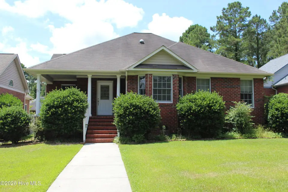 503 Taberna Circle, New Bern, NC 28562 – photo 1 of 18: Front of House