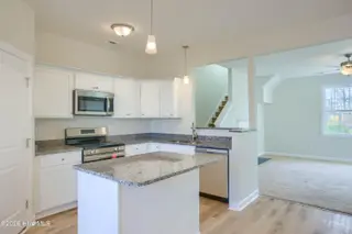 202 Broadleaf Drive, Jacksonville, NC 28546 – photo 13: Kitchen