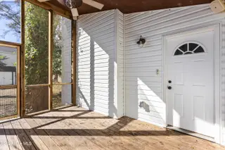 714 Ann Street, Wilmington, NC 28401 – photo 23: Screened porch