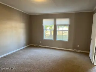 229 Pineview Road, Richlands, NC 28574 — 3-bedroom manufactured home in Lakeview Estates, Richlands, NC, photo 9 of 19: thumbnail_IMG_3596
