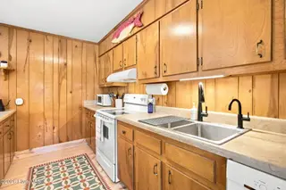 2016 W Pelican Drive, Oak Island, NC 28465 – photo 22