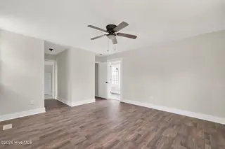 305 E Harnett Street, Benson, NC 27504 – photo 20: 24-web-or-mls-DSC01702