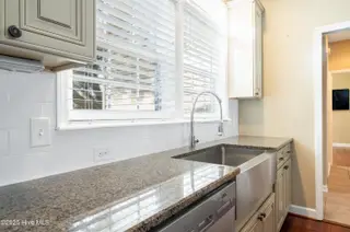 6636 Shire Lane, Wilmington, NC 28411 – photo 8: Interiors13
