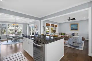 611 Edgerton Drive, Wilmington, NC 28412 – photo 10: Kitchen and Living