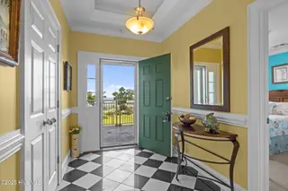 150 Lands End Court A32, Morehead City, NC 28557 – photo 3: Foyer/sound view
