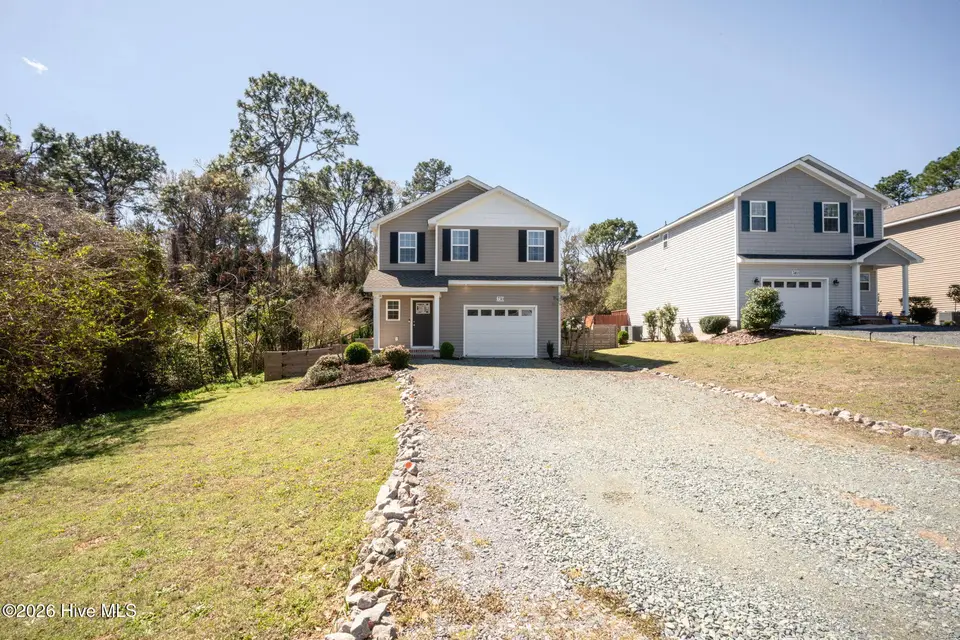 730 W Illinois Avenue, Southern Pines, NC 28387 – photo 1 of 45: 730 W Illinois Ave