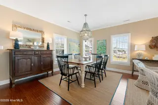 122 Front Street & Slip #5, Beaufort, NC 28516 — 4-bedroom home, Beaufort, NC, photo 8 of 63: Dining area