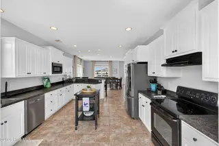 92 W First Street, Ocean Isle Beach, NC 28469 – photo 20: 54_img_4741
