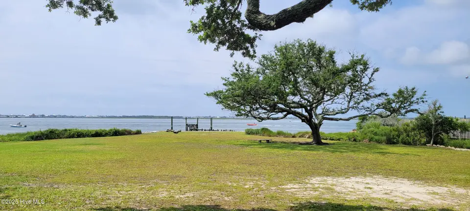 202 S 34th Street, Morehead City, NC 28557 — lot in Sunset Shores, Morehead City, NC, photo 1 of 10