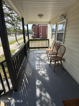 204 E Oak Street, Goldsboro, NC 27530 – photo 4: IMG_1619