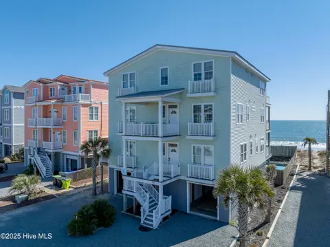 39 Porpoise Pl, North Topsail Beach