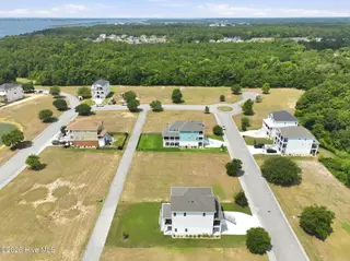211 210 Colleton Square, Newport, NC 28570 – photo 7: 8-web-or-mls-211 Colleton Square 005
