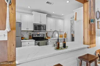 101 Riverbend Road, Jacksonville, NC 28540 – photo 5