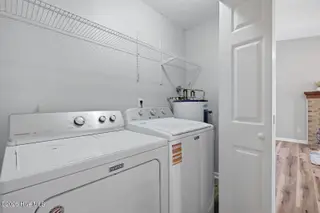 530 Shadowridge Road, Jacksonville, NC 28546 — 4-bedroom home in Brynn Marr, Jacksonville, NC, photo 12 of 32: shadow-13