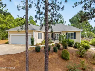 10 Ivy Way 13, Pinehurst, NC 28374 – photo 1: 10 IVY WAY