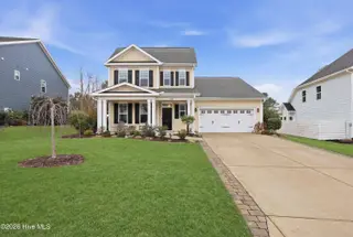 436 Island End Court, Wilmington, NC 28412 – photo 2: 46_img_9937_grass_0fac1124-bff9-4883-ad6