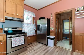 606 W Colonial Avenue, Elizabeth City, NC 27909 – photo 13: DSC_1374