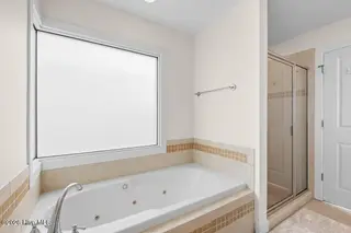 910 Canal Drive Unit B, Carolina Beach, NC 28428 — 4-bedroom condo, Carolina Beach, NC, photo 23 of 55: images-23