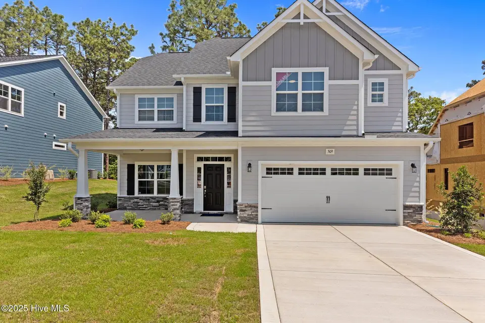 509 Watauga Lane 544, Aberdeen, NC 28315 – photo 1 of 39: 3-web-or-mls-707A8394