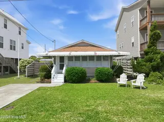 510 W Bogue Boulevard, Atlantic Beach, NC 28512 – photo 1: 510 W Bogue