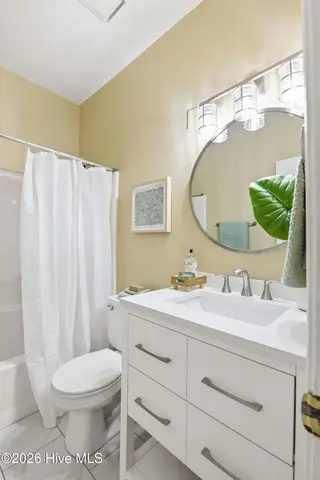1600 Sturdivant Drive Apt 28, Wilmington, NC 28403 – photo 16: 016_1600_studivant_drive-16_289