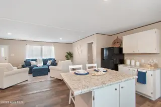876 Yaupon Drive SW, Calabash, NC 28467 — 3-bedroom manufactured home in Clariday Estates, Calabash, NC, photo 9 of 32