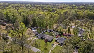 3020 Red Fox Road, Trent Woods, NC 28562 – photo 5: 51-web-or-mls-DJI_20260408154421_0017_D